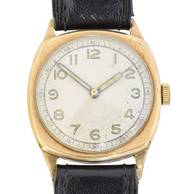 Lot 94 - A 9ct gold cased wristwatch