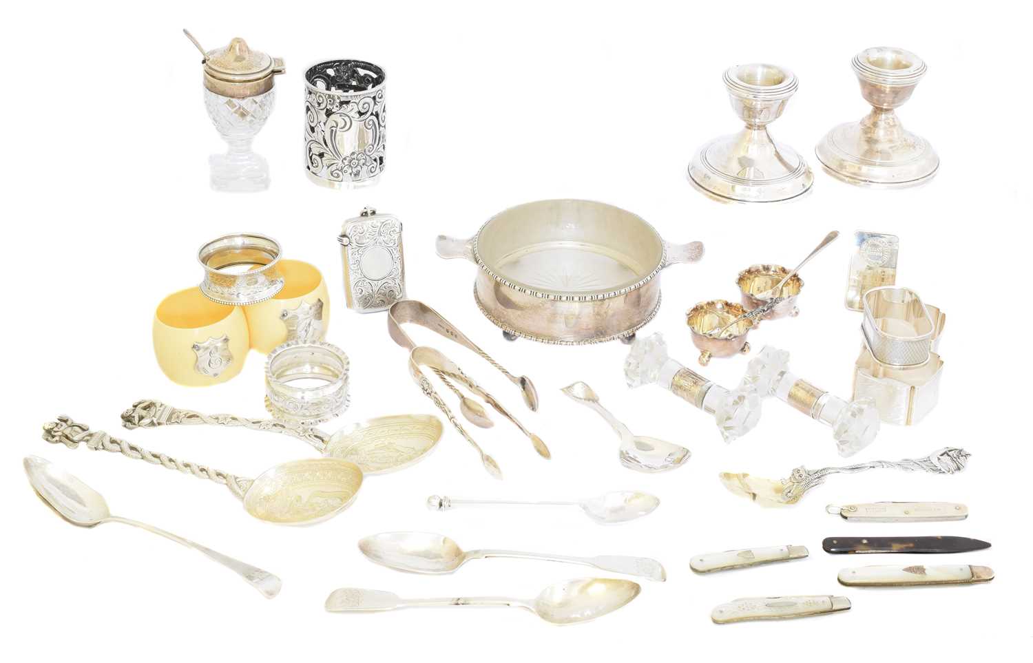 Lot 189 - A large selection of silver and white metal items