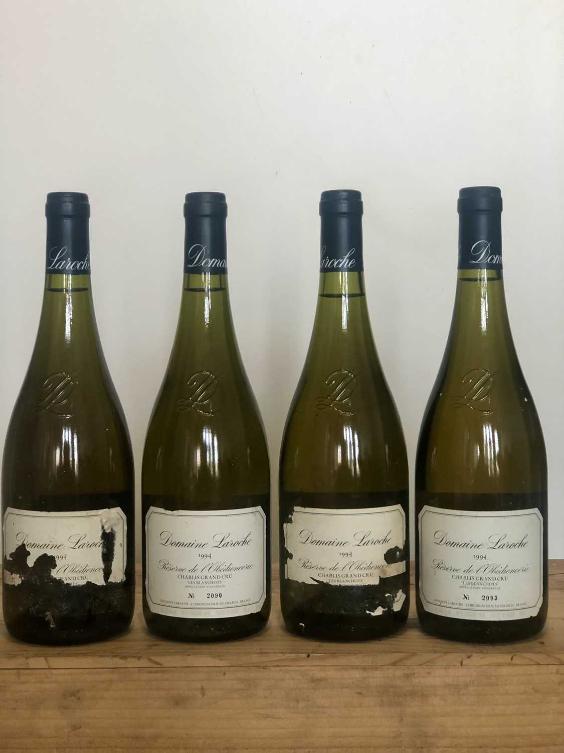 Lot 91 - 4 Bottles Chablis Grand Cru ‘Les Blanchots’ Reserve de l’Obediencerie Domaine Laroche 1994