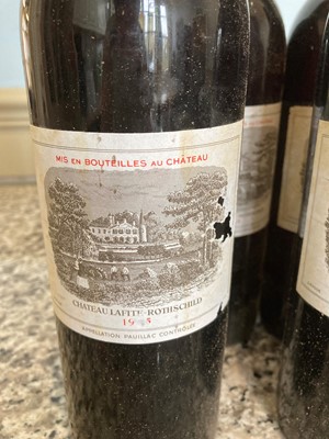 Lot 33 - 12 Bottles Chateau Lafite Rothschild Premier Grand Cru Classe Pauillac 1965