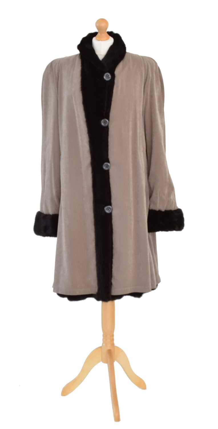 Lot 30 - A Saga Mink reversible fur coat