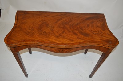 Lot 312 - Early 19th-century fold-over card table