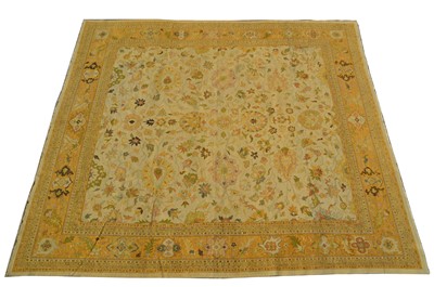 Lot 449 - Persian sultanabad carpet