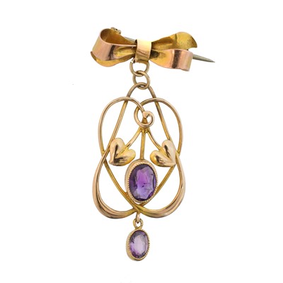 Lot 57 - An early 20th century 9ct gold amethyst pendant by Murrle Bennett & Co.