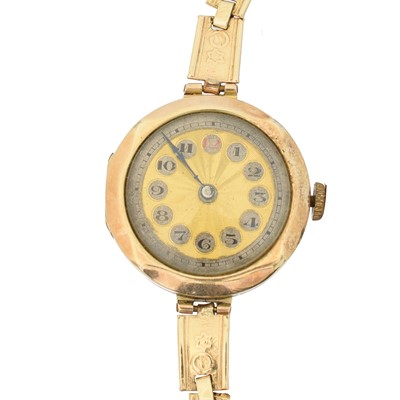 Lot 92 - An early 20th century 9ct gold cased watch