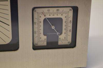 Lot 227 - Jaeger-LeCoultre electric clock