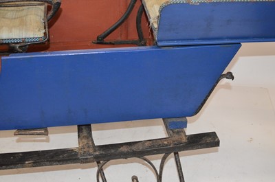 Lot 264 - Early 20th-century Troika sled