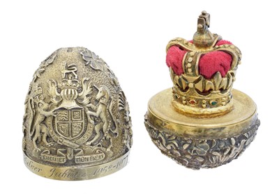 Lot 76 - A silver gilt and enamel 'Silver Jubilee' surprise egg by Stuart Devlin