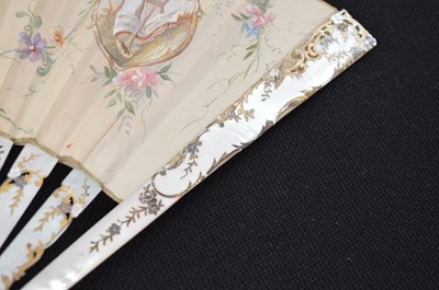 Lot 287 - Gilded mother of pearl monture fan with painted silk leaves