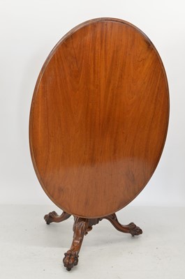Lot 303 - Victorian mahogany loo table