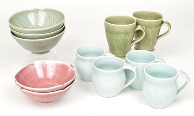 Lot 85 - 11 pieces of Derek Emms studio pottery