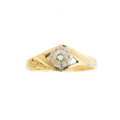 Lot 53 - A diamond single stone ring