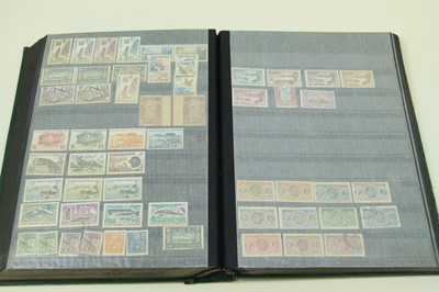 Lot 281 - Stamp collection in 3 stockbooks