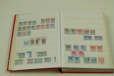 Lot 103 - Romania collection in 2 stockbooks