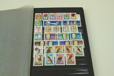 Lot 253 - Worldwide stamp collection in 15 stockbooks