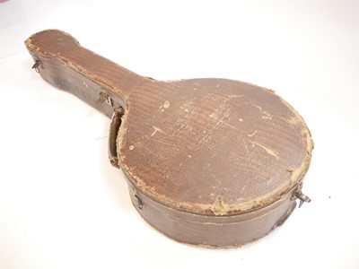 Lot 214 - Clifford Essex paragon tenor banjo
