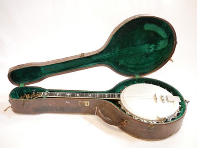 Lot 214 - Clifford Essex paragon tenor banjo