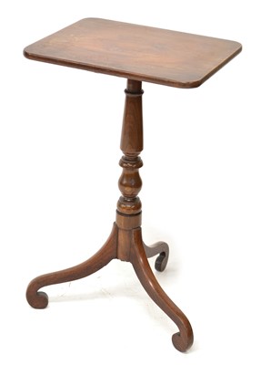 Lot 395 - George III mahogany wine table