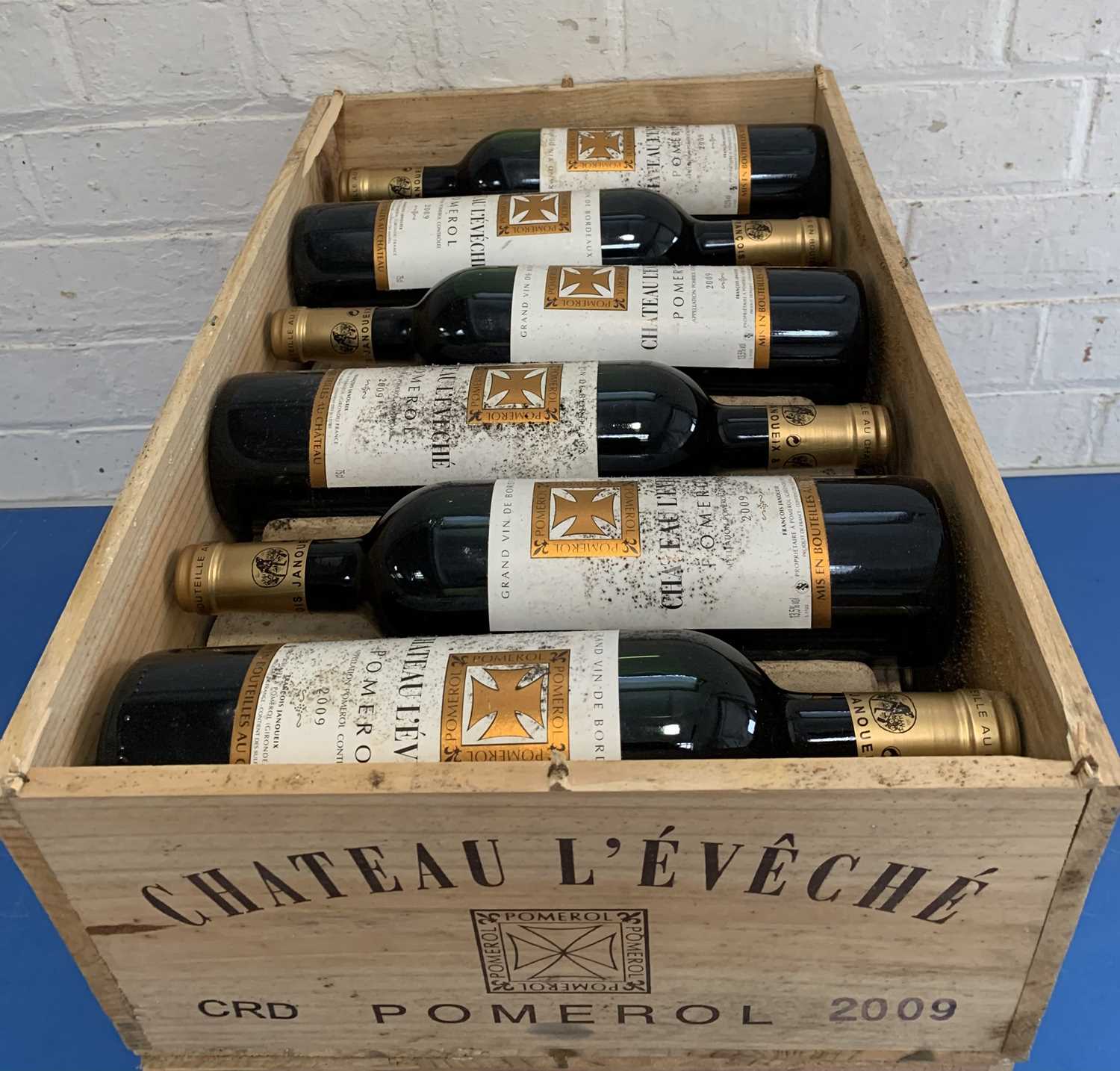 Lot 7 - 12 Bottles (in OWC) Chateau L’Eveche Pomerol 2009 (all b/n)