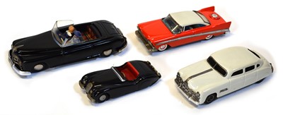 Lot 201 - Four tinplate cars