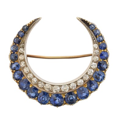 Lot 1 - A late Victorian sapphire and diamond crescent brooch