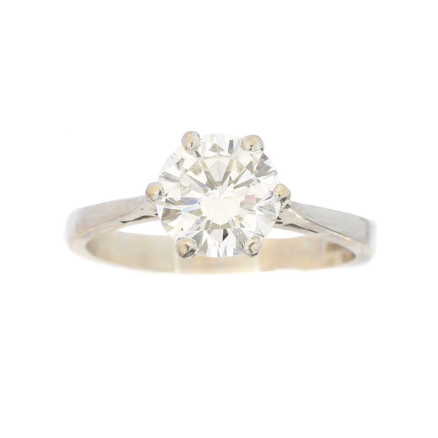Lot 96 - An 18ct gold diamond single stone ring