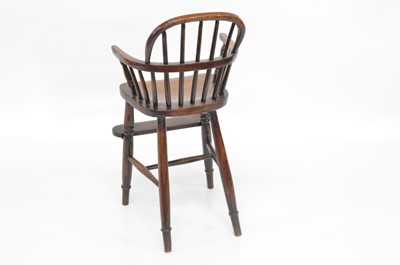 Lot 338 - 19th century old and elm Windsor child's high chair