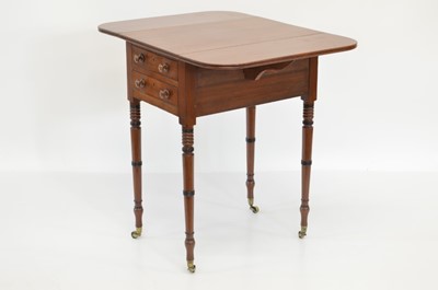Lot 291 - Victorian mahogany Pembroke table