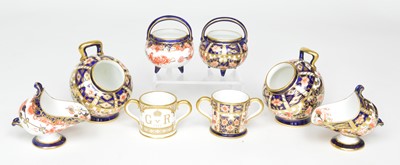 Lot 119 - 8 items of Royal Crown Derby miniatures