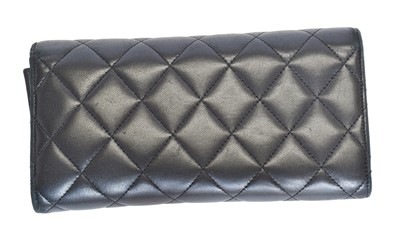 Lot 7 - A Chanel Classic Flap Wallet