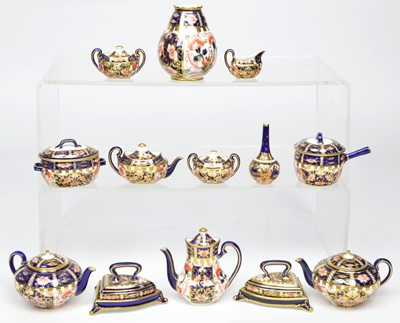Lot 111 - 13 items of miniature Royal Crown Derby