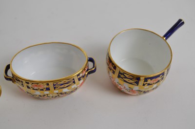 Lot 111 - 13 items of miniature Royal Crown Derby