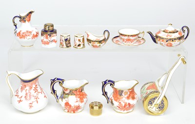 Lot 118 - 12 items of miniature Royal Crown Derby