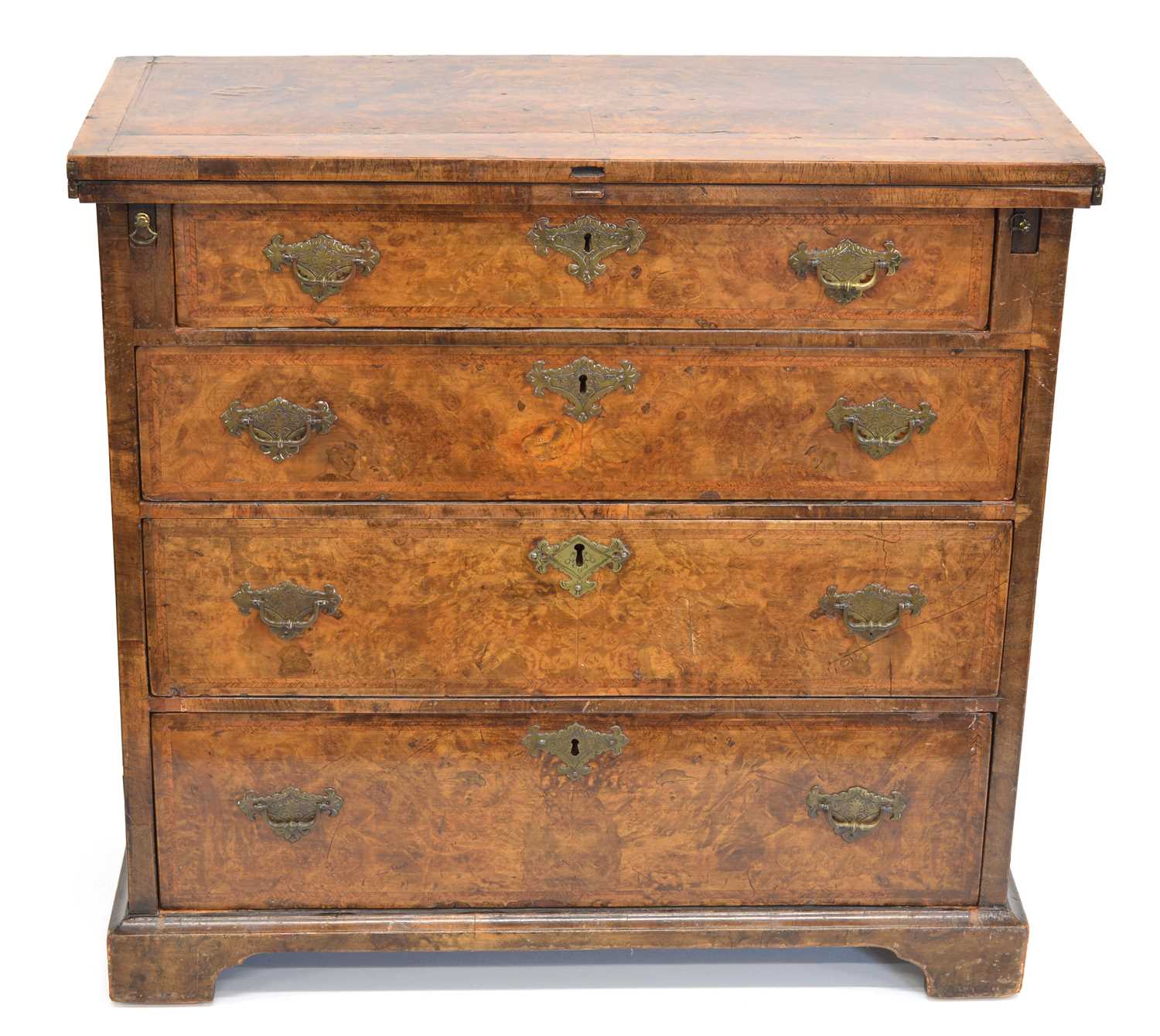 326 - 18th-century walnut bachelor chest