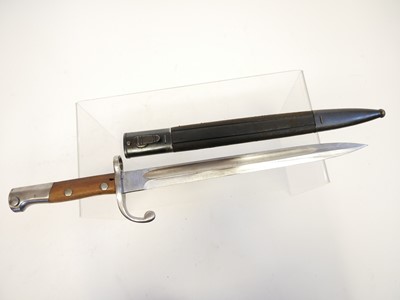 Lot 272 - Brazilian M.1908 This bayonet and scabbard