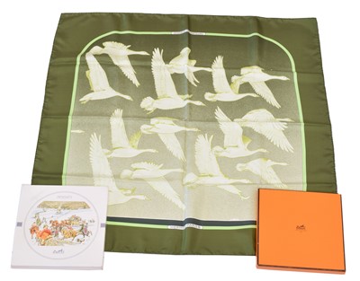 Lot 31 - A Hermès "Oiseaux Migrateurs" silk scarf by Cathy Latham