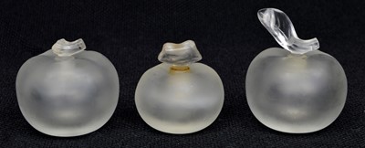 Lot 158 - 3 small Lalique Nina Ricci Apple perfume bottles