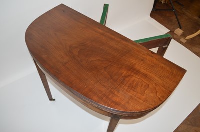 Lot 313 - Early 19th-century mahogany fold-over tea table