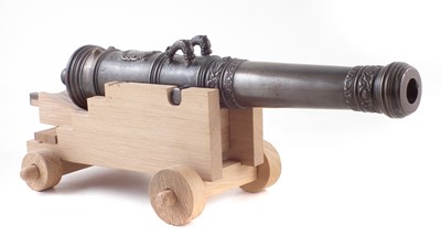 Lot 359 - 19th century bronze signal cannon