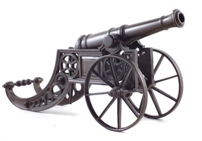 Lot 361 - 19th century bronze model cannon