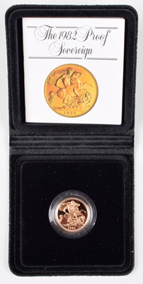 Lot 48 - 1982 Royal Mint, Proof Sovereign.