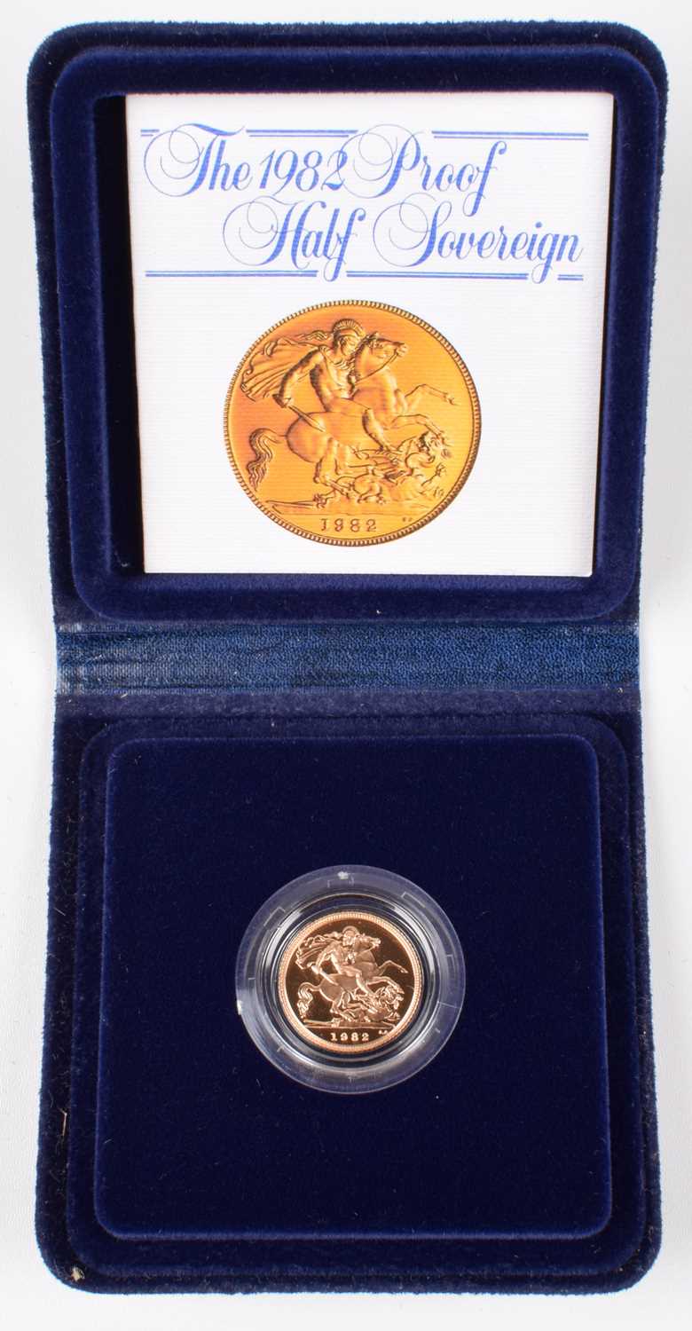 Lot 49 - 1982 Royal Mint, Proof Half-Sovereign.