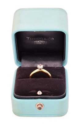 Lot 78 - A Tiffany & Co. 18ct gold diamond single stone ring