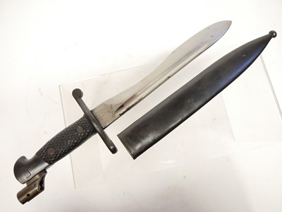 Lot 321 - Spanish M1941 bayonet with the Ricchieri adapter and scabbard