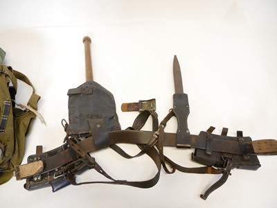 Lot 380 - Set of German WWII field equipment