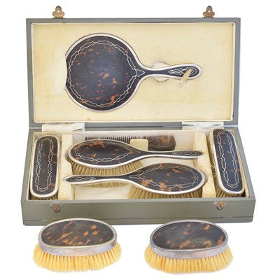 Lot 156 - A silver and tortoiseshell dressing table set