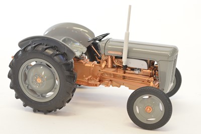 Lot 166 - Ferguson FE 35 1956 Scale Model Tractor