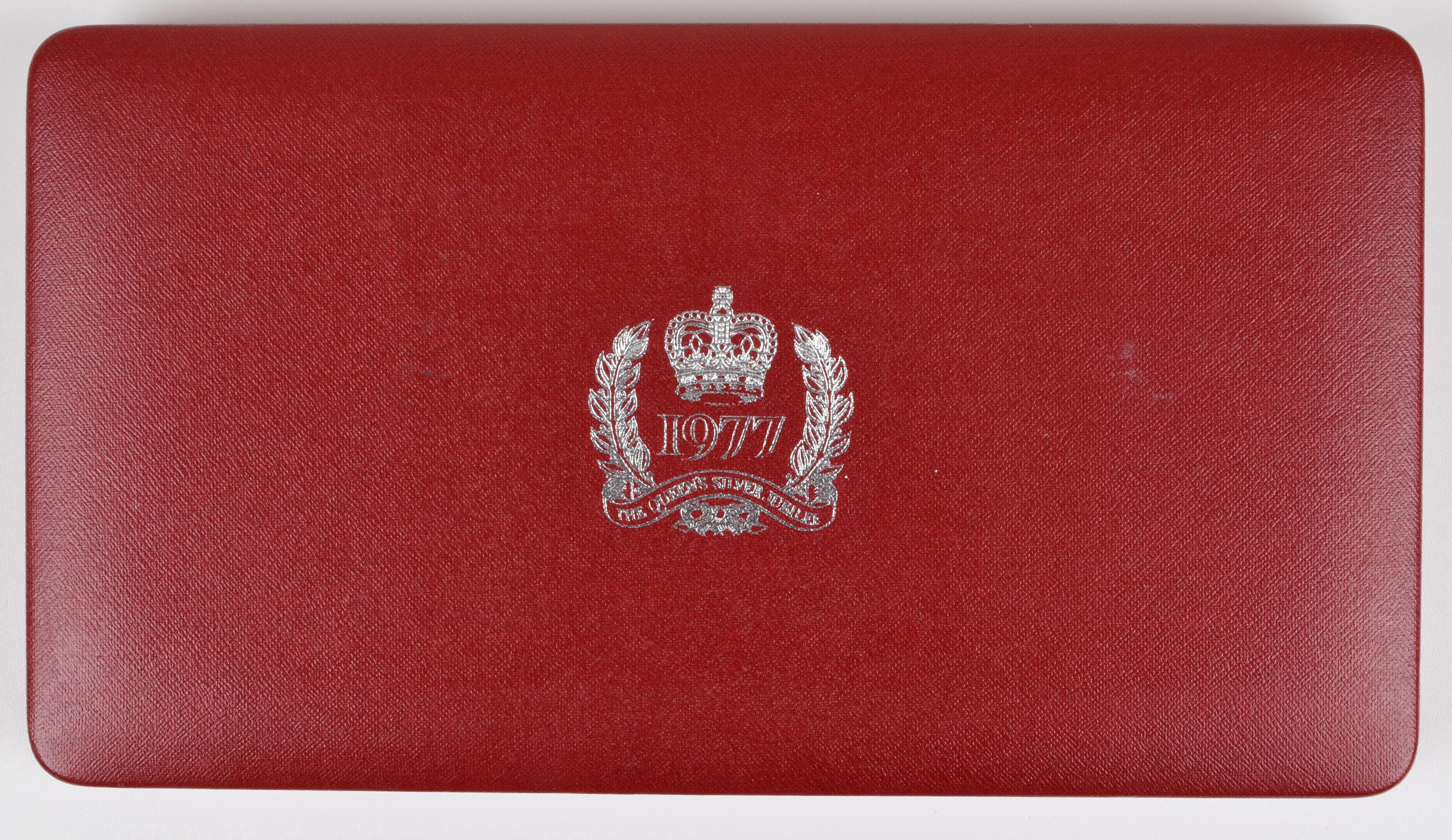 Lot 62 - A Queen Elizabeth II Silver Jubilee 1977