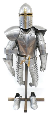 Lot 367 - 20th century suit of armour