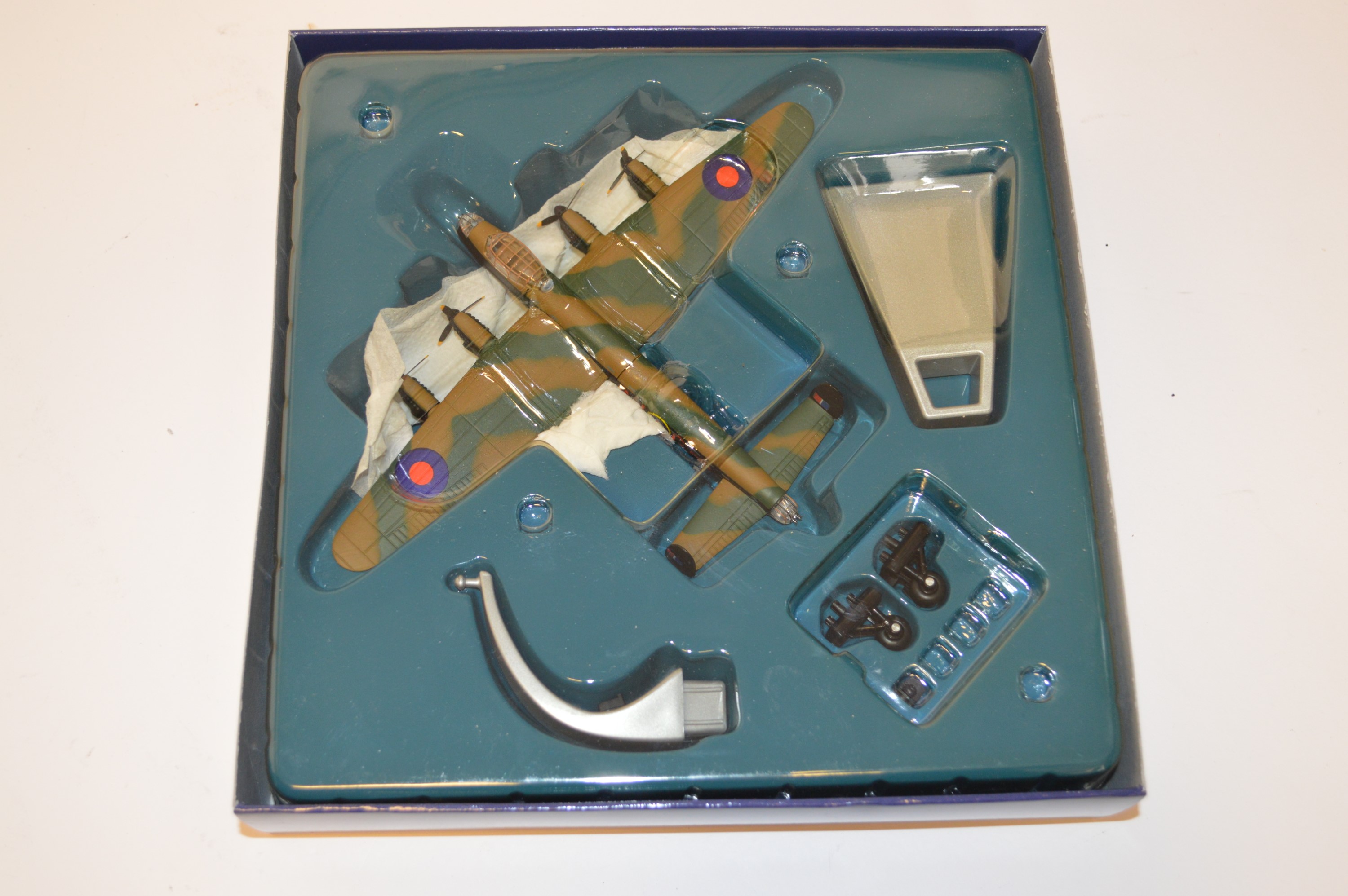 Lot 228 3 Diecast Aircraft Aviation Archive